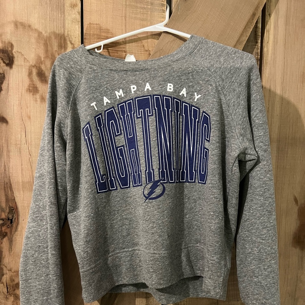 Tampa Bay Lightning sweatshirt